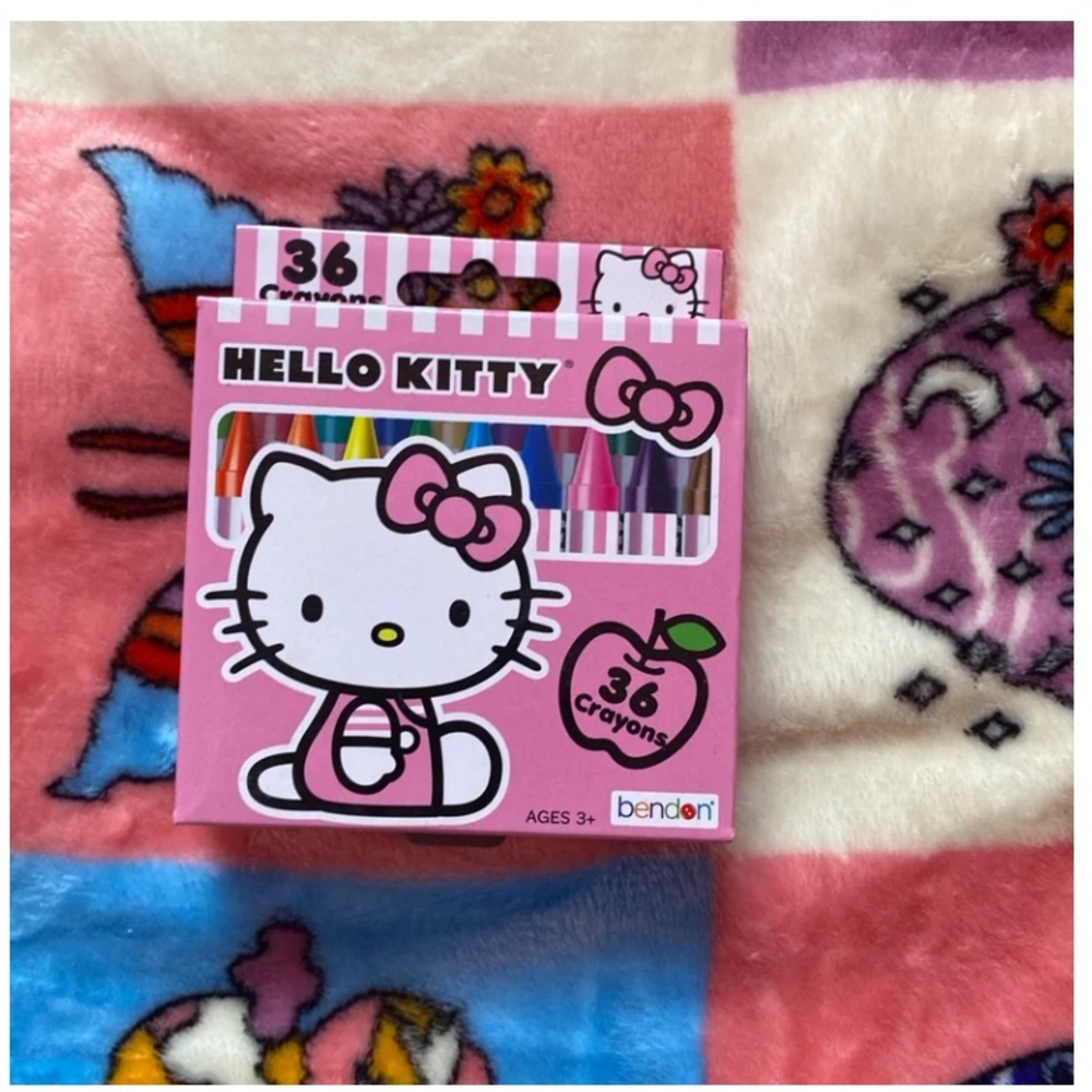 Hello Kitty Mega Coloring/Activity Bundle (7) Books and (1) Set of Crayons - Picture 6 of 9